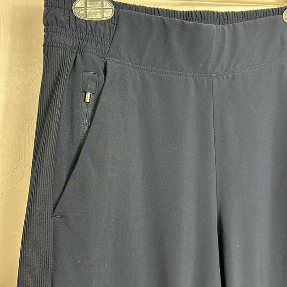 Athleta Brooklyn Mid Rise Elastic Waistband Jogger In Navy Blue Size 6 - Picture 3 of 11